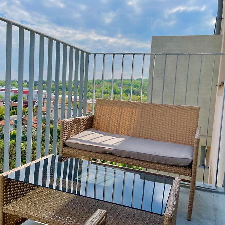 55 M2 Stylish Apartment With Balcony & Parking Vienna Esterno foto