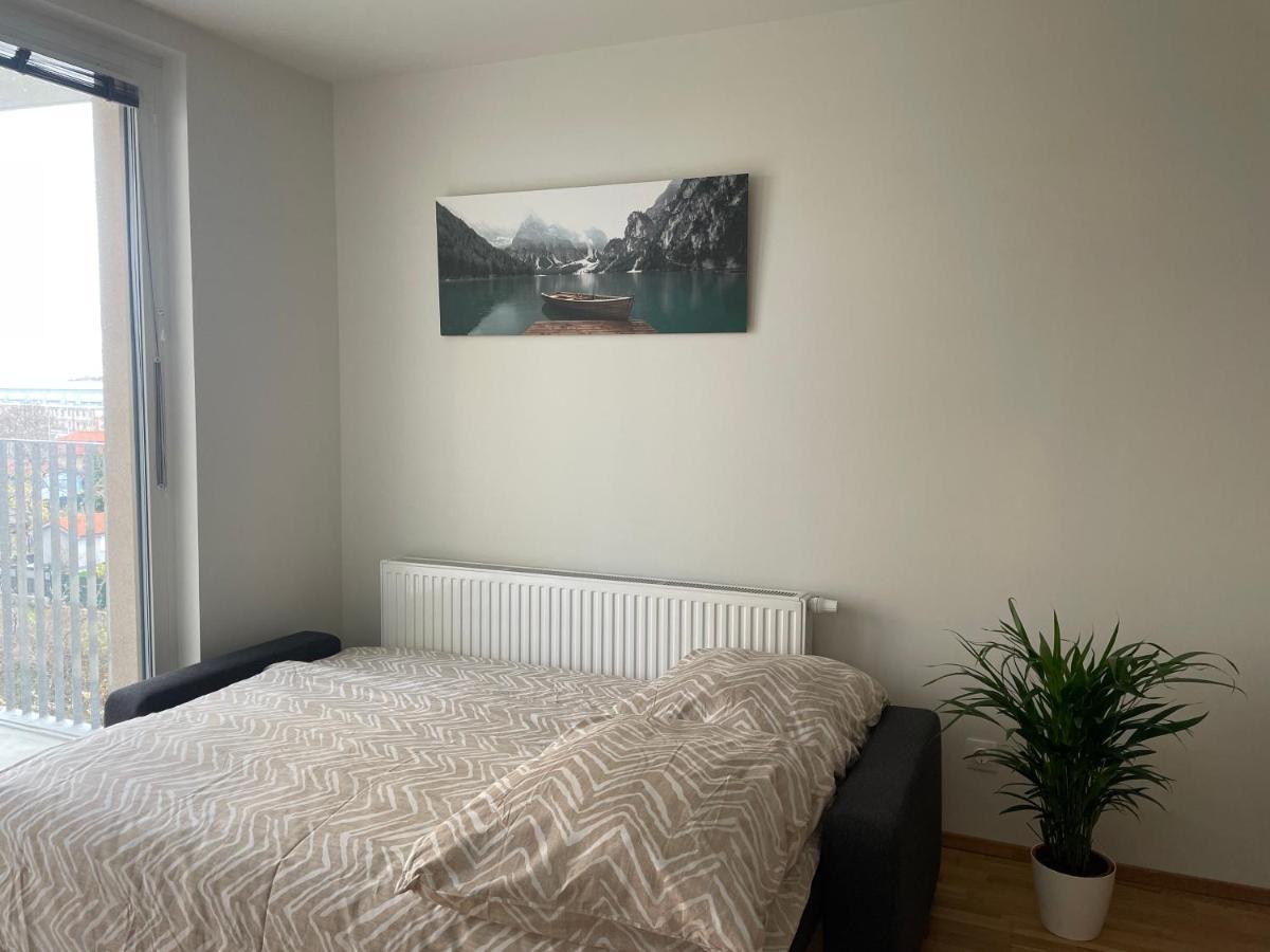 55 M2 Stylish Apartment With Balcony & Parking Vienna Esterno foto